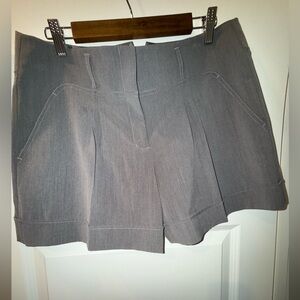 BCBG MAXAZRIA Gray Pleated Women's Shorts - Classic Tailored Style